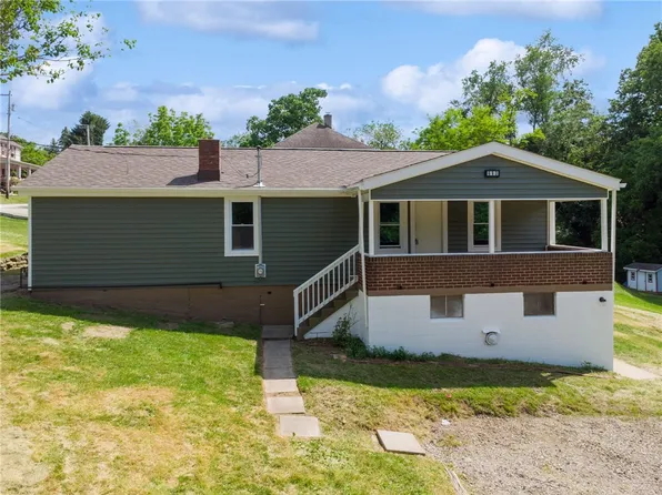 690 Brownstown Rd N, Irwin, PA 15642