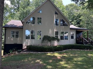 613 Perry Rd, Troutman, NC 28166