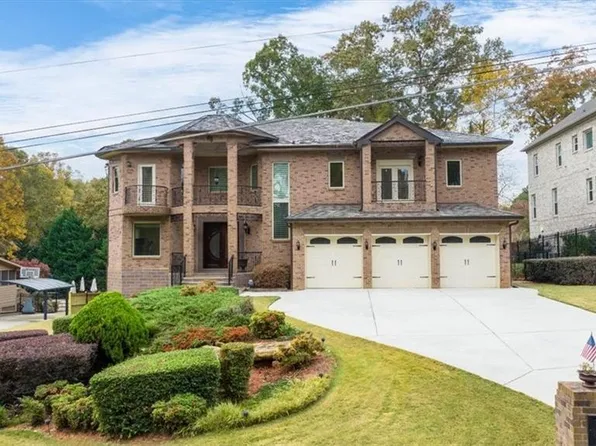 2146 Greensward Dr NE, Atlanta, GA 30345