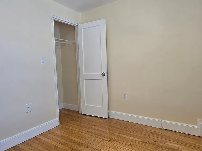 84 Gladeside Ave — Photo 7