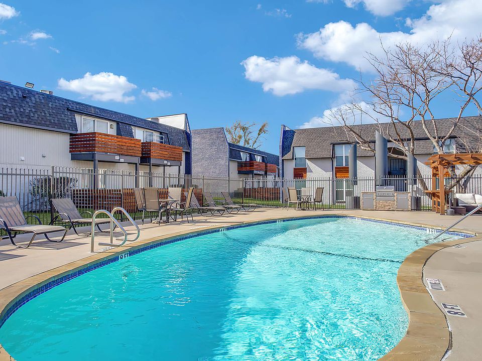 Fleetwood Apartments 7913 N Harwood Rd North Richland Hills TX Zillow