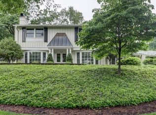 2403 Robin Hood Rd SE, Roanoke, VA 24014