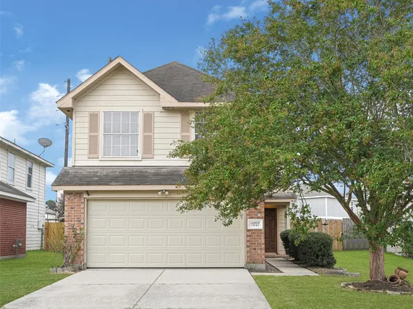 11727 Rolling Stream Dr, Tomball, TX 77375