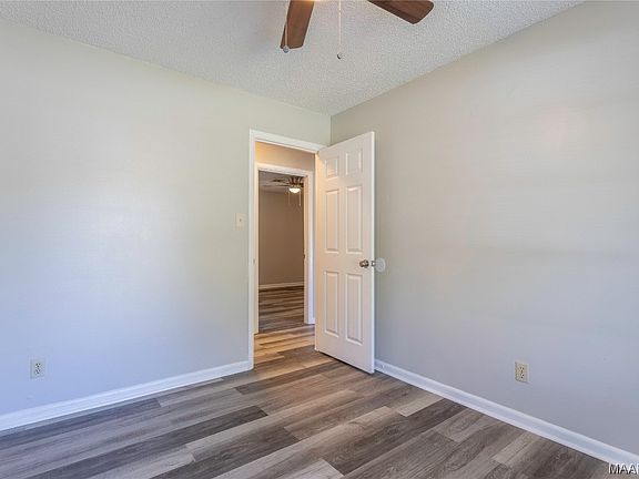 5th image of 6328 Pinebrook Dr