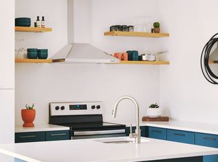 118 SE I St, Bentonville, AR 72712