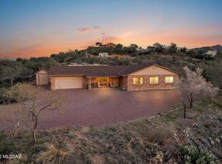 881 N Mountain View Dr, Oracle, AZ 85623