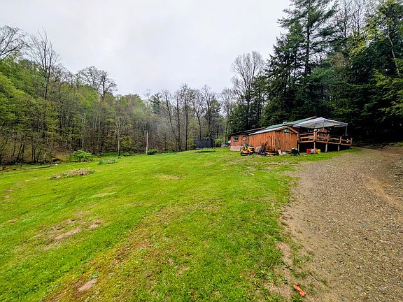 5th image of 151 Bee Rd