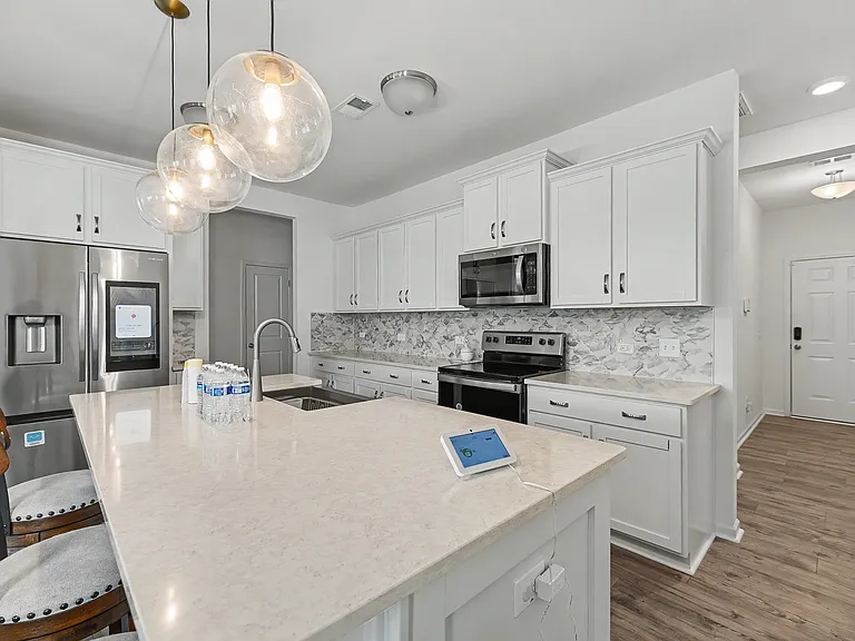 691 Snow Owl Dr — Photo 8