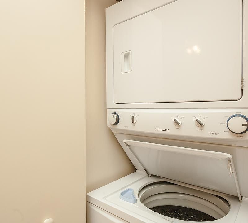 1st image of 1727 N Orchard St #S1