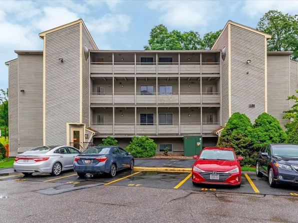 1199 Grafton St Unit 92, Worcester, MA 01604