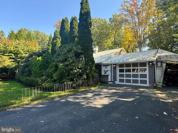 1982 N Oak Ln, State College, PA 16803