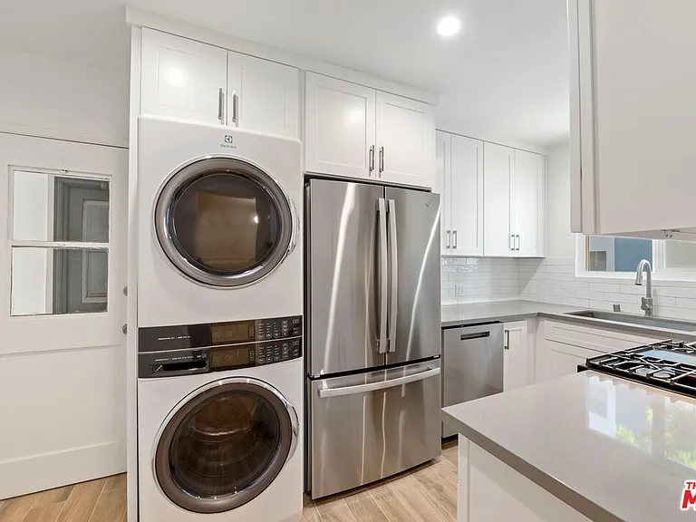 1250 S Crescent Hts #2 — Photo 5