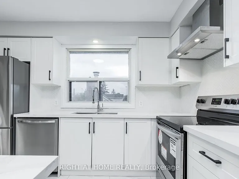 31 Wesley St #3 — Photo 4
