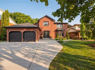 62 Corfield Dr, Kitchener, ON N2A3W9