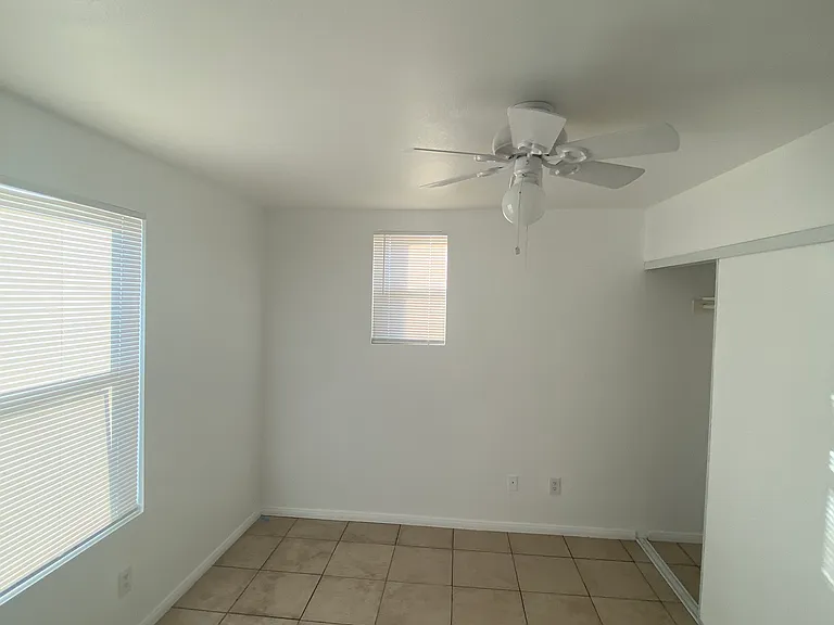102 W Hall Ave #159 — Photo 3