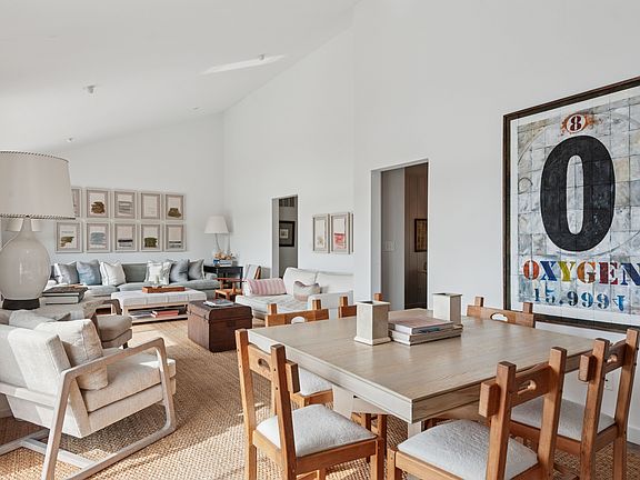 5th image of 236 Redwood Rd