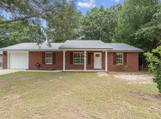 6556 Hunter St, Milton, FL 32570