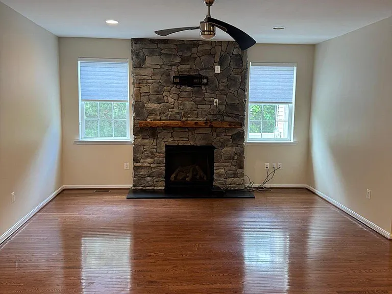 24877 Myers Glen Pl — Photo 16