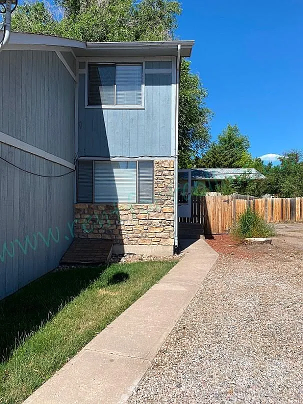 Photo 1 of 28 - 601 W Alpert Ct - Fort Collins, CO Primary Photo - 601 W Alpert Ct