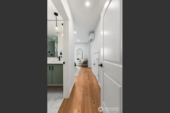 4557 34th Ave S — Photo 21