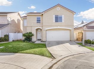 7504 N Trellis Cir, Fresno, CA 93720