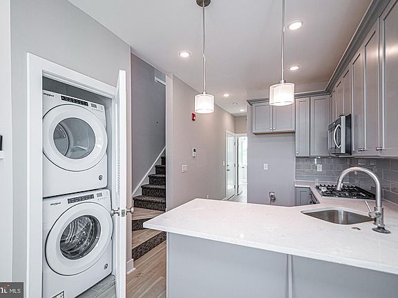 3rd image of 1020 S 53rd St Unit 3