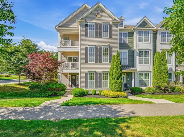 26 Corning Fairbanks Way #26, Westborough, MA 01581