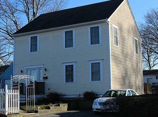 244 Maple Ave, Newport, RI 02840