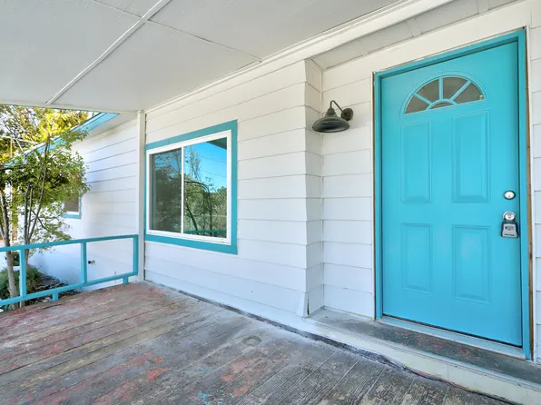 14 Park Rd, Edgewood, NM 87015