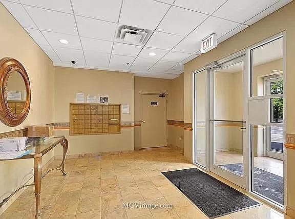 2nd image of 3401 N Carriageway Dr Unit 402