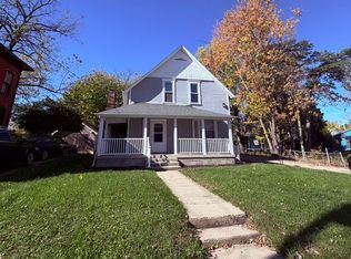 172 S Franklin St, Delaware, OH 43015