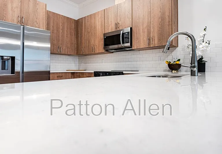 153 Collin Pl #16 — Photo 9