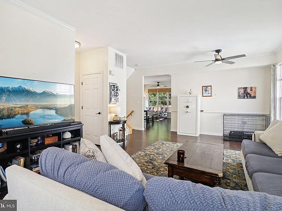 5th image of 13037 Thrift Ln