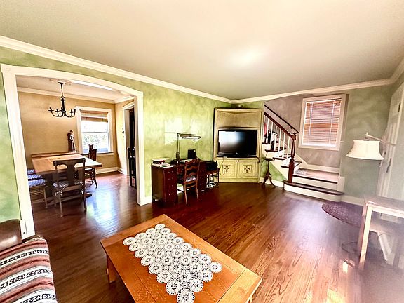 2nd image of 2218 Kensington Ave