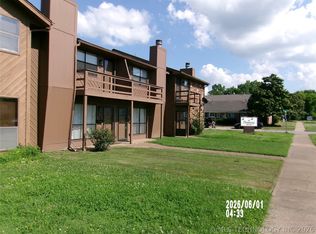 426 S Shawnee Ave, Bartlesville, OK 74003