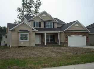 38527 Gold Rush Dr, Willoughby, OH 44094