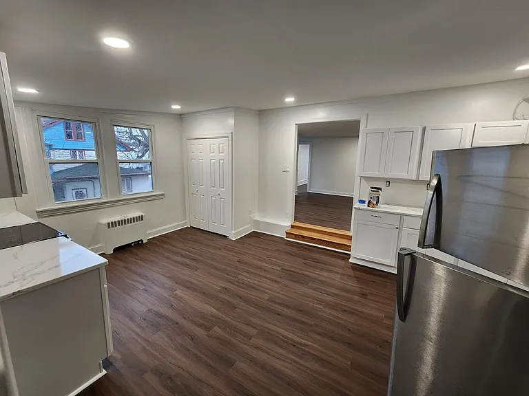 S 2nd St — Photo 11
