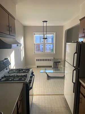 Rented by Argy Realty Inc | media 15