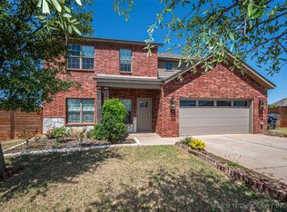 1802 Kendall Dr, Ardmore, OK 73401