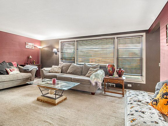 3rd image of 35847 Orangelawn St