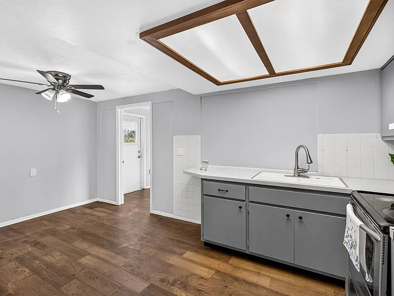 7311 Country Club Dr — Photo 6