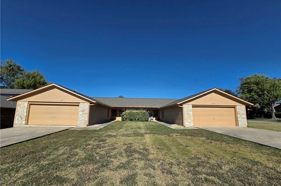 3 bed, 1775 sqft, $1,500 — Photo 1