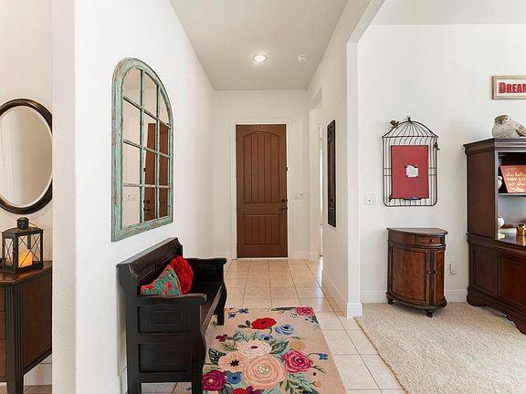 5th image of 230 Galloway Ct