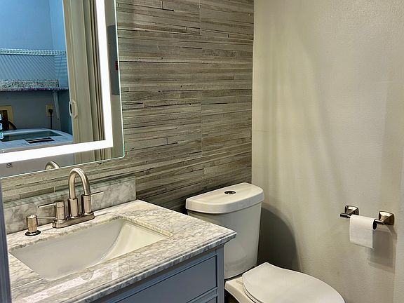 3rd image of 2412 Summerfield Pl #2412