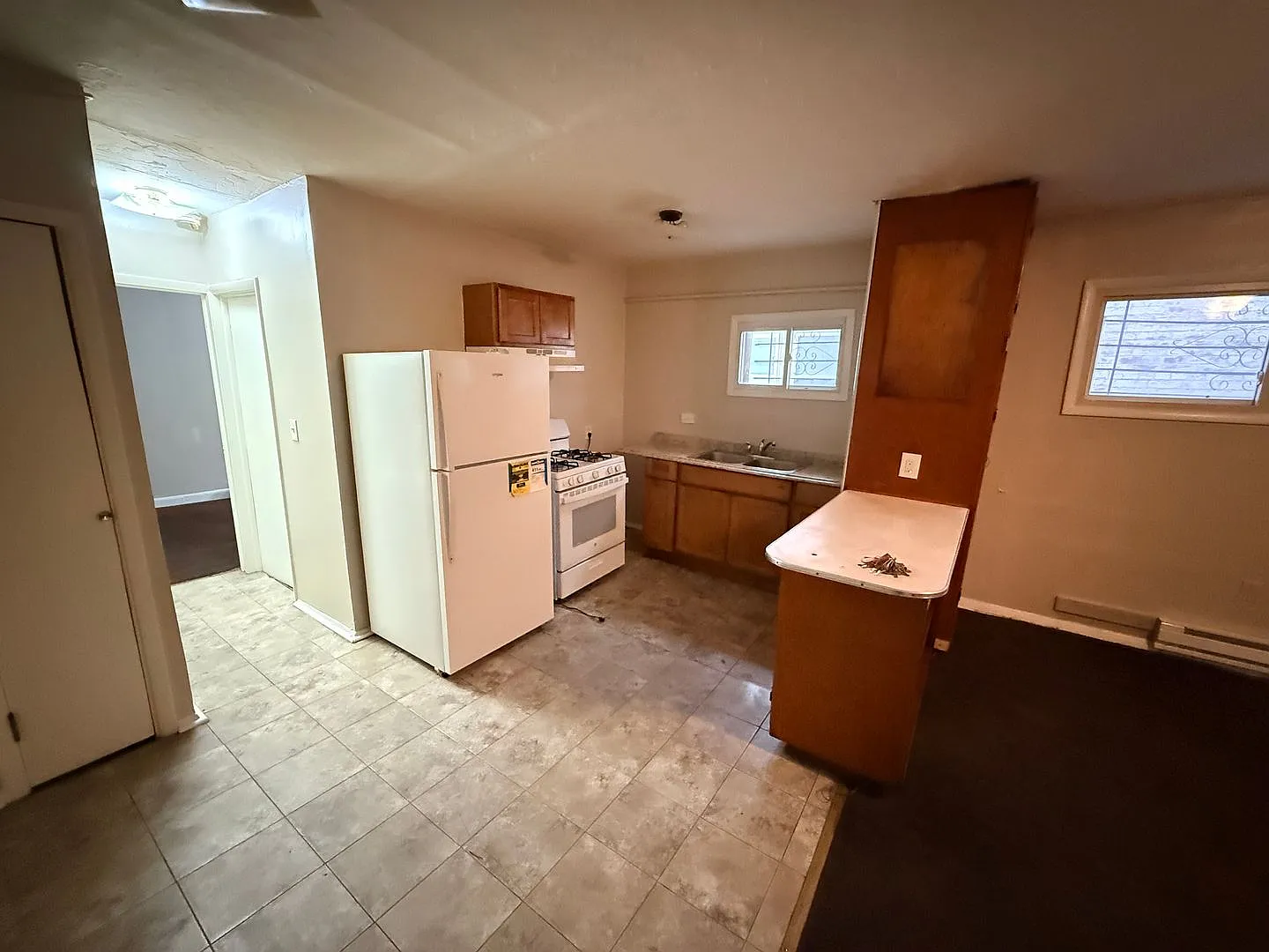 1765 Noble Realty LLC — Photo 2