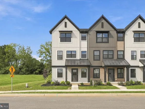310 Flora Blvd, Annville, PA 17003
