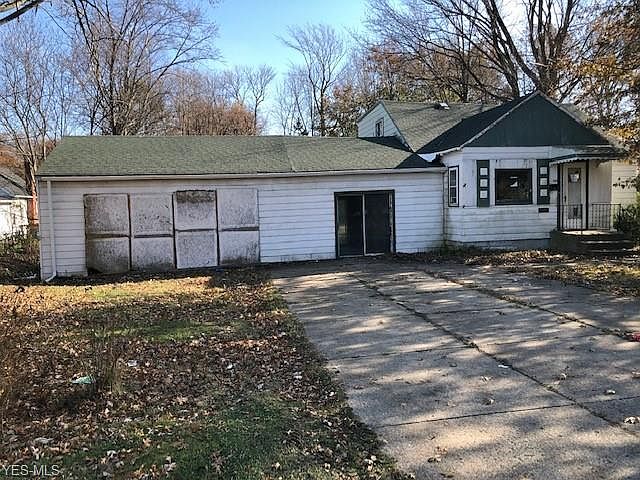 1st image of 1689 E 332nd St