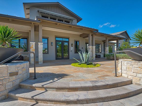 Our Windsor Communities team is ready to guide you on your VIP tour