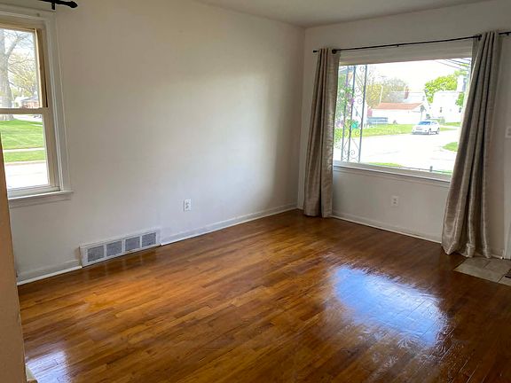 3rd image of 6187 Lathers St