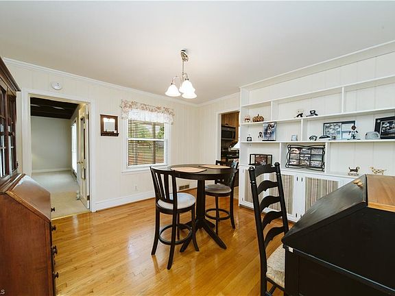 5th image of 1022 Manorwood Dr